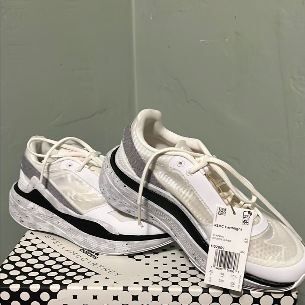 Adidas Stella McCartney aSMC Earthlight - women (NWT)